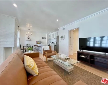 429 Ocean Ave - Photo Thumbnail 6
