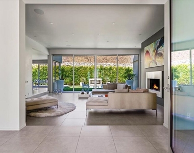 1175 Los Robles Drive - Photo Thumbnail 6