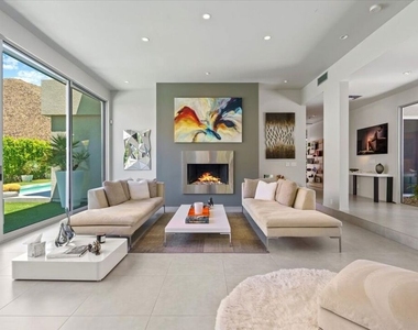 1175 Los Robles Drive - Photo Thumbnail 10