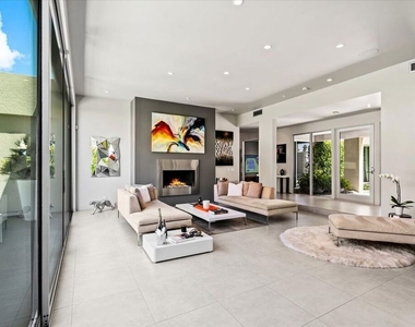 1175 Los Robles Drive - Photo Thumbnail 11