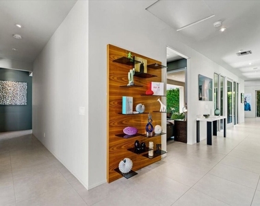 1175 Los Robles Drive - Photo Thumbnail 27