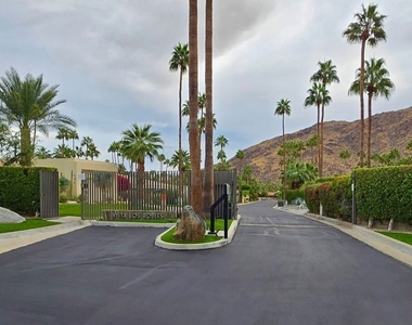 1175 Los Robles Drive - Photo Thumbnail 1