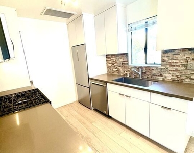 1237 N Ogden Drive - Photo Thumbnail 5