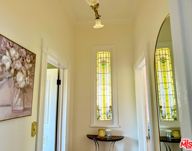 370 Main Street - Photo Thumbnail 24