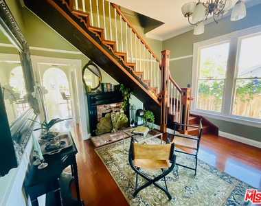 370 Main Street - Photo Thumbnail 8