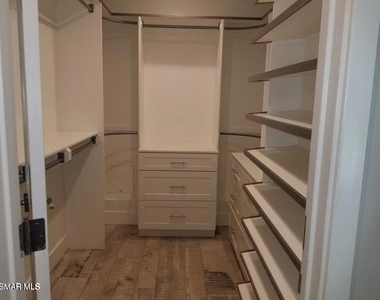 3287 Sierra Drive - Photo Thumbnail 20