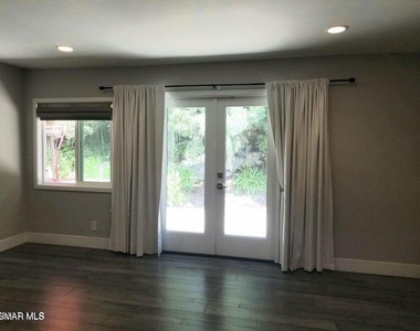 3287 Sierra Drive - Photo Thumbnail 17