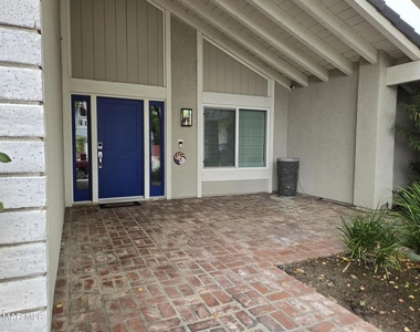 3287 Sierra Drive - Photo Thumbnail 2