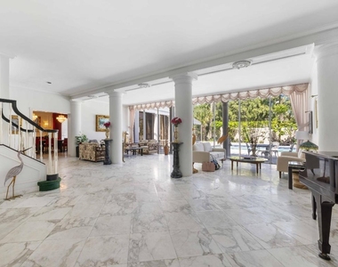 1048 S Ocean Boulevard - Photo Thumbnail 10