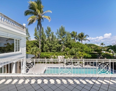 1048 S Ocean Boulevard - Photo Thumbnail 7