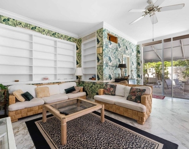 1048 S Ocean Boulevard - Photo Thumbnail 16