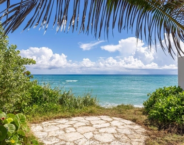 1048 S Ocean Boulevard - Photo Thumbnail 3