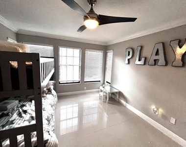 6186 Duckweed Road - Photo Thumbnail 16
