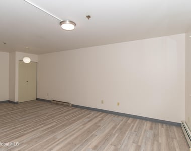 2006 Central Avenue - Photo Thumbnail 9
