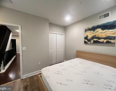3802 Spring Garden Street - Photo Thumbnail 8