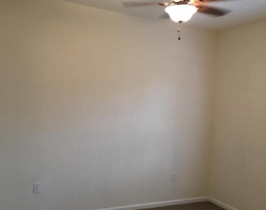 357 Oakwood Avenue - Photo Thumbnail 21