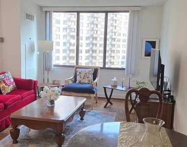 5225 Pooks Hill Road - Photo Thumbnail 6