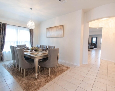 3009 Armidale Dr - Photo Thumbnail 4