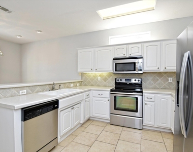 117 Beautybush Trl - Photo Thumbnail 12