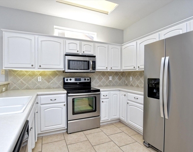 117 Beautybush Trl - Photo Thumbnail 34