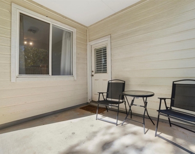 409 E Austin Ave - Photo Thumbnail 31