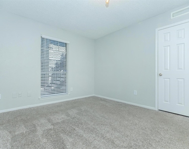 3001 Hillcroft Street - Photo Thumbnail 28