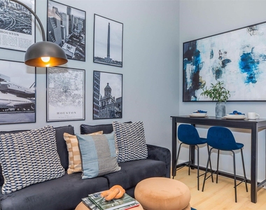 1350 Broadfield Blvd - Photo Thumbnail 5