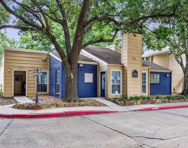 1100 Graham Drive - Photo Thumbnail 13