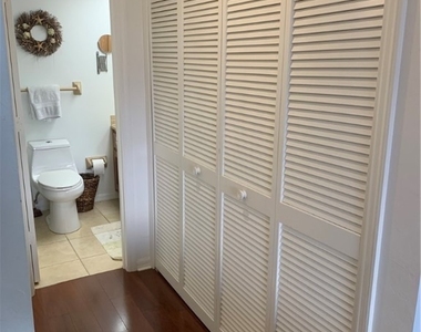 1628 Se 46th Street - Photo Thumbnail 13