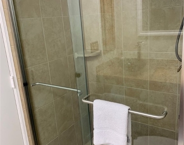 1628 Se 46th Street - Photo Thumbnail 15