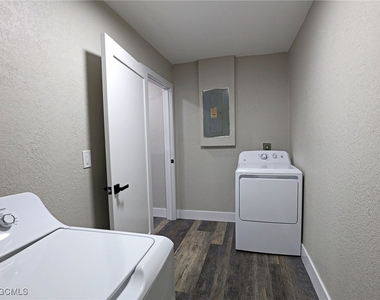 14181 Old Olga Road - Photo Thumbnail 12