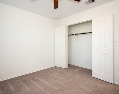 5403 Rosser Ruby Way - Photo Thumbnail 24