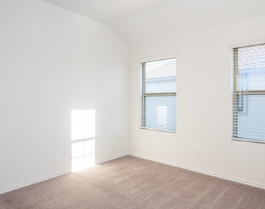 5403 Rosser Ruby Way - Photo Thumbnail 20