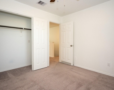 5403 Rosser Ruby Way - Photo Thumbnail 25