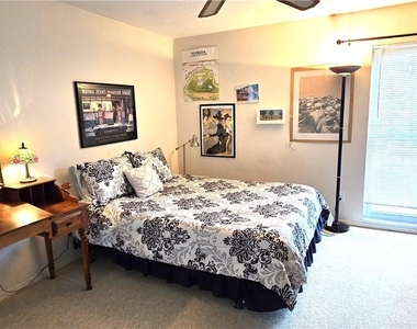 69 Georgetown Boulevard - Photo Thumbnail 13