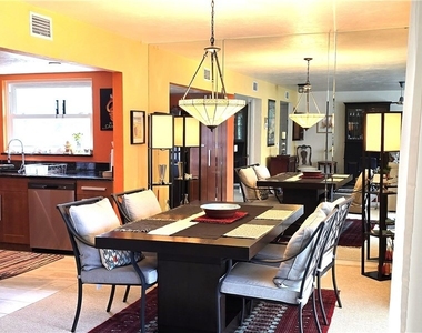 69 Georgetown Boulevard - Photo Thumbnail 6