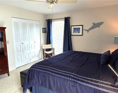 69 Georgetown Boulevard - Photo Thumbnail 11