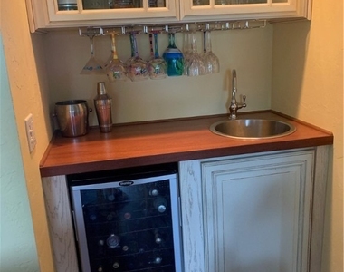 1747 Sandpiper Street - Photo Thumbnail 4