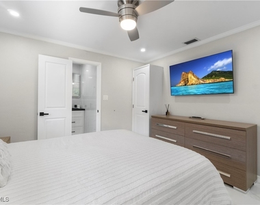 659 108th Avenue N - Photo Thumbnail 18