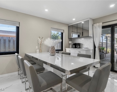 659 108th Avenue N - Photo Thumbnail 11