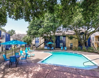 1100 Graham Drive - Photo Thumbnail 24