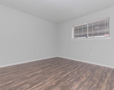 3001 Hillcroft Street - Photo Thumbnail 22