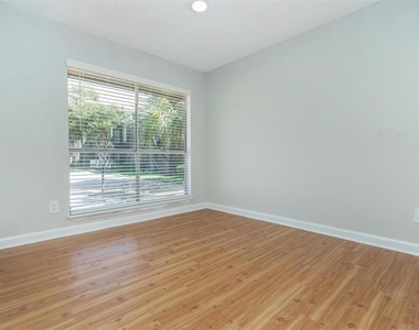 3001 Hillcroft Street - Photo Thumbnail 35