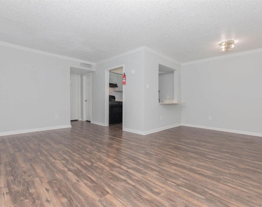 3001 Hillcroft Street - Photo Thumbnail 18