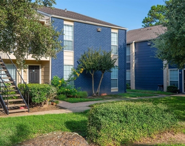 1100 Graham Drive - Photo Thumbnail 21