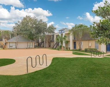 3001 Hillcroft Street - Photo Thumbnail 44