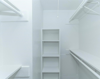 3001 Hillcroft Street - Photo Thumbnail 29