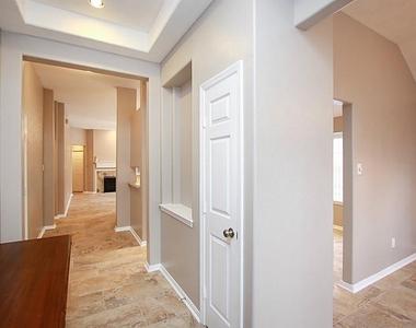 155 Avonlea Court - Photo Thumbnail 1