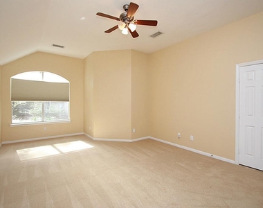 155 Avonlea Court - Photo Thumbnail 9