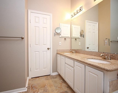 155 Avonlea Court - Photo Thumbnail 10